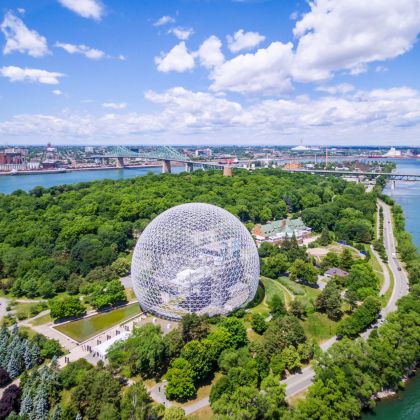 Montréal, ses restaurants végétariens et vegans.
